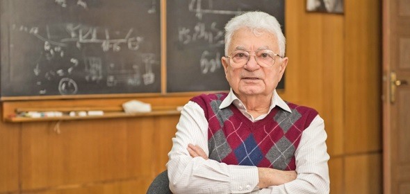 Юрий Оганесян – легенда мировой науки