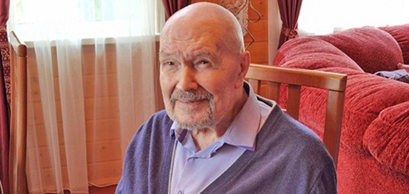 Глава Дубны поздравил с 95-летним юбилеем доктора наук